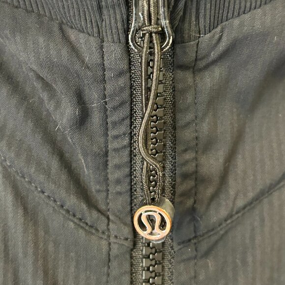 Lululemon Black Fitted Jacket with Hood: Size 4/6 - Picture 11 of 16